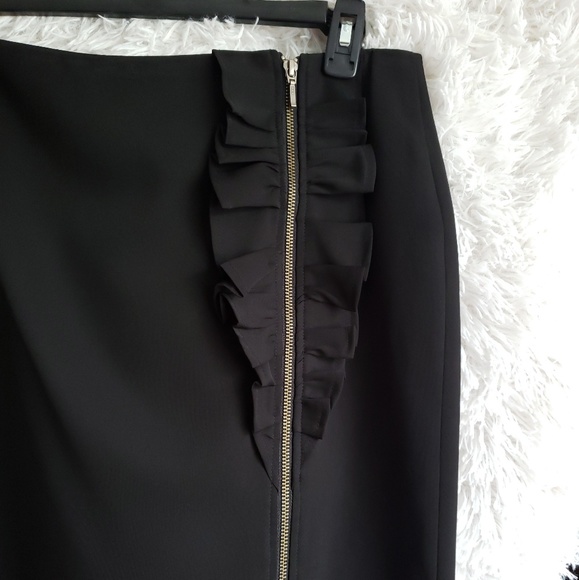 Banana Republic Dresses & Skirts - Banana Republic Black Skirt